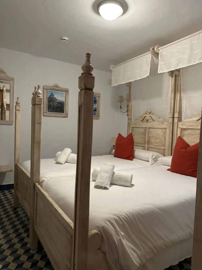 Hostal Moon Tolox Εξωτερικό φωτογραφία