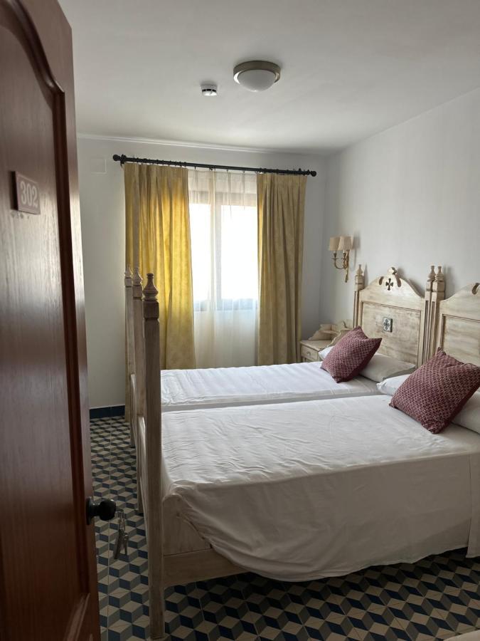 Hostal Moon Tolox Εξωτερικό φωτογραφία